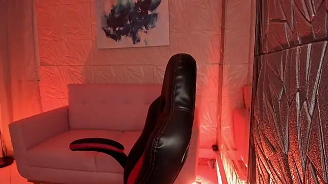 MAGIC TESSA online show from 09-20-25, 05:25