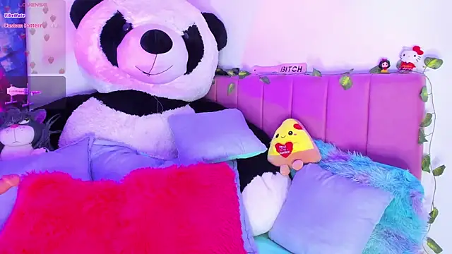 LindaWz  online show from 03-08-26, 07:34