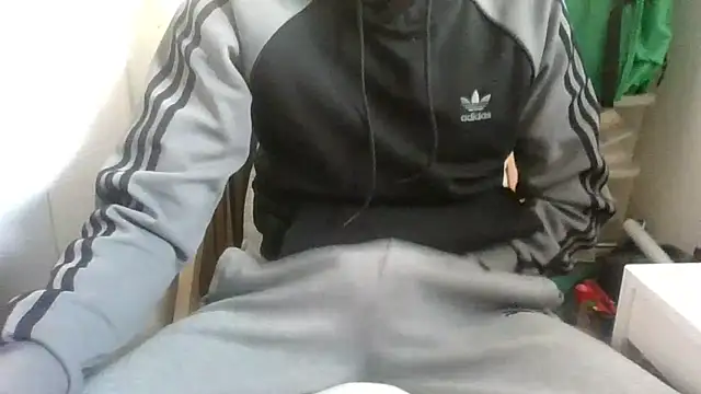 Snapshot of juju78jujuu chatting on 11-02-25, 08:06 juju78jujuu online show from 11-02-25, 08:06