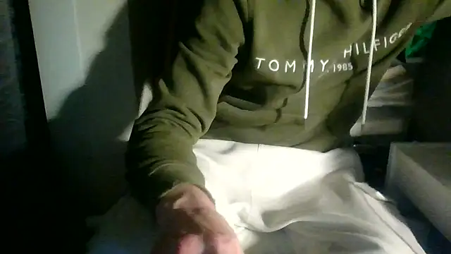 Snapshot of juju78jujuu chatting on 11-11-25, 07:36 juju78jujuu online show from 11-11-25, 07:36