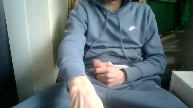 Snapshot of juju78jujuu chatting on 12-21-25, 08:43 juju78jujuu online show from 12-21-25, 08:43