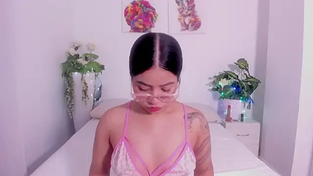 Snapshot of LiilithNova chatting on 09-30-25, 03:55 LiilithNova online show from 09-30-25, 03:55