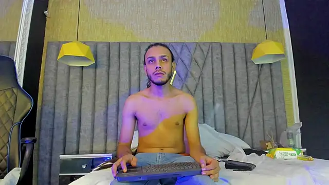 Boss Domiinator online show from 11-12-25, 03:07