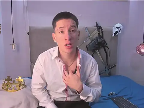 HunterHeat  online show from 10-10-25, 11:53