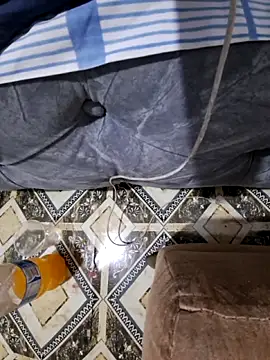 Estefi33 online show from 10-17-25, 01:42