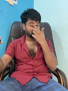 Snapshot of MeekBatgirl chatting on 09-26-25, 07:12 MeekBatgirl online show from 09-26-25, 07:12