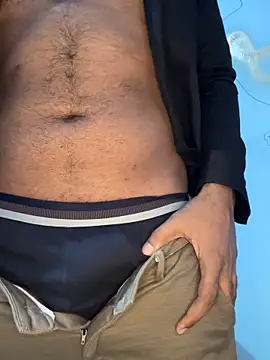 Snapshot of MeekBatgirl chatting on 10-16-25, 06:25 MeekBatgirl online show from 10-16-25, 06:25