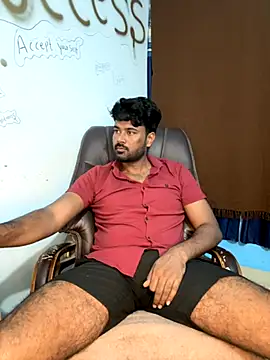 Snapshot of MeekBatgirl chatting on 11-11-25, 05:57 MeekBatgirl online show from 11-11-25, 05:57