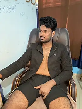 Snapshot of MeekBatgirl chatting on 11-19-25, 06:13 MeekBatgirl online show from 11-19-25, 06:13