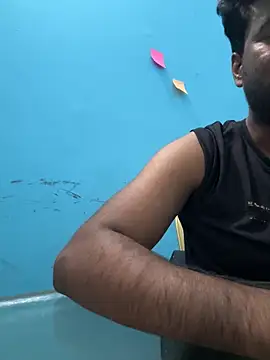 Snapshot of MeekBatgirl chatting on 11-28-25, 06:43 MeekBatgirl online show from 11-28-25, 06:43