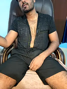 Snapshot of MeekBatgirl chatting on 11-29-25, 11:02 MeekBatgirl online show from 11-29-25, 11:02