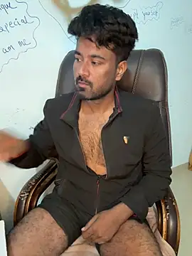 Snapshot of MeekBatgirl chatting on 12-21-25, 03:41 MeekBatgirl online show from 12-21-25, 03:41