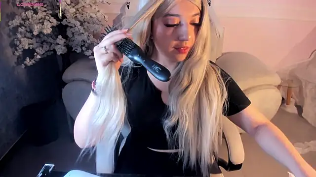 AnaVelvett online show from 10-05-25, 01:42