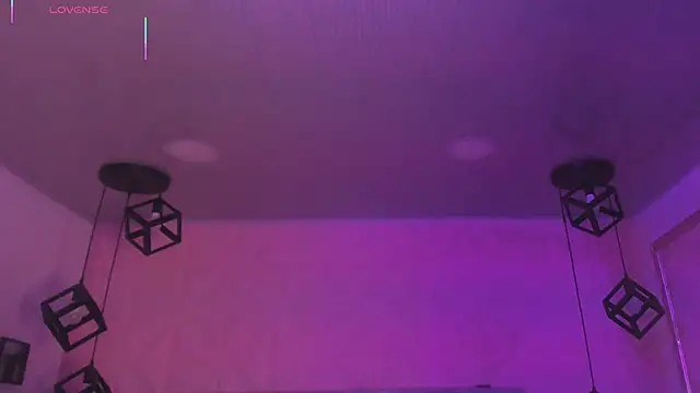 AnaVelvett online show from 10-17-25, 01:25