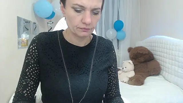 AvaSaturnian online show from 09-30-25, 12:10