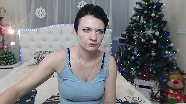 AvaSaturnian online show from 11-30-25, 08:29