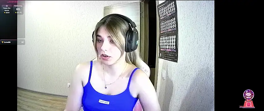 Snapshot of Kris_Moss chatting on 10-13-25, 10:10 Kris Moss online show from 10-13-25, 10:10