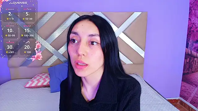 Laia and Damian online show from 09-18-25, 07:49