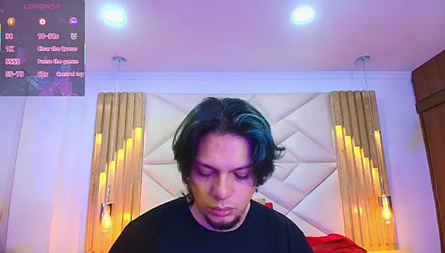 Laia and Damian online show from 10-15-25, 07:36