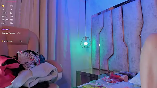 violet sm online show from 09-10-25, 02:55