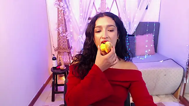 Cleofox  online show from 10-04-25, 07:45