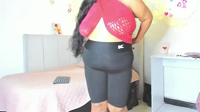 milf latinn online show from 10-29-25, 05:36