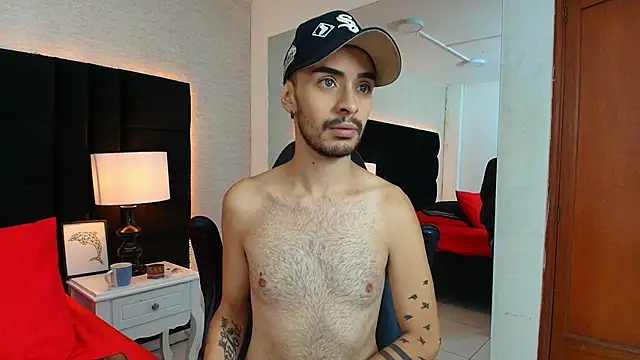 Snapshot of HairyDiamond_ chatting on 09-15-25, 05:24 HairyDiamond  online show from 09-15-25, 05:24
