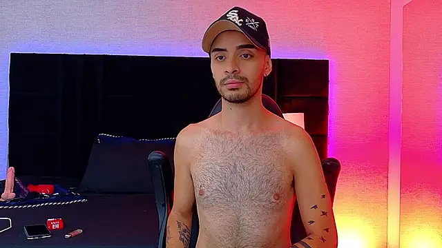 Snapshot of HairyDiamond_ chatting on 09-23-25, 02:03 HairyDiamond  online show from 09-23-25, 02:03