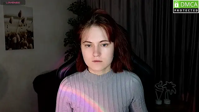 Snapshot of Roxy_foxi chatting on 09-27-25, 01:10 Roxy foxi online show from 09-27-25, 01:10