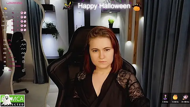 Snapshot of Roxy_foxi chatting on 11-10-25, 01:04 Roxy foxi online show from 11-10-25, 01:04