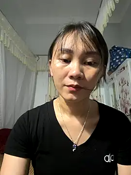 Snapshot of Almond-cute chatting on 09-08-25, 04:39 Almond-cute online show from 09-08-25, 04:39
