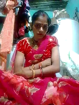 Snapshot of H_seema chatting on 10-01-25, 01:50 H seema online show from 10-01-25, 01:50