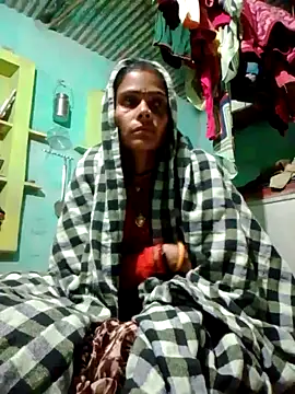 Snapshot of H_seema chatting on 10-09-25, 02:04 H seema online show from 10-09-25, 02:04