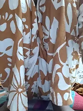 Snapshot of Aidakhan1212 chatting on 11-07-25, 04:45 Aidakhan1212 online show from 11-07-25, 04:45