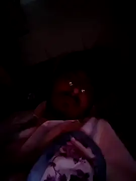 Snapshot of RotundHeadway chatting on 11-15-25, 07:49 RotundHeadway online show from 11-15-25, 07:49