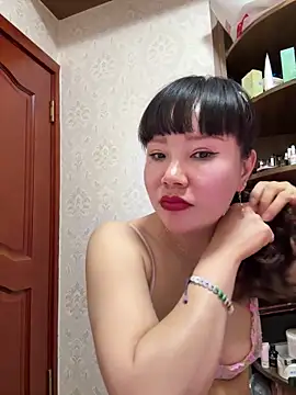 Snapshot of Xinlan-Asia chatting on 04-26-26, 12:47 Xinlan-Asia online show from 04-26-26, 12:47