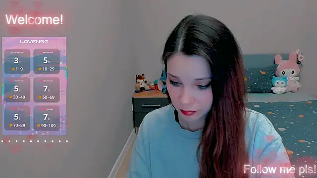 Kitten Alissa online show from 04-25-26, 05:43