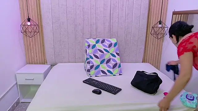 Kity spiderr online show from 10-29-25, 01:13