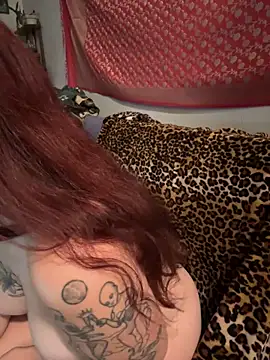 venusluvxoxo online show from 09-30-25, 02:49