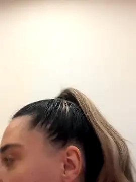 Snapshot of ItalianGirl chatting on 10-24-25, 08:05 ItalianGirl online show from 10-24-25, 08:05