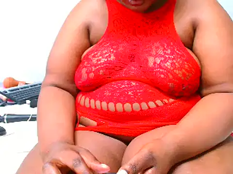 ROYALASS25 online show from 03-17-25, 08:19