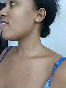 MoniqueMulberry online show from 09-13-25, 01:05