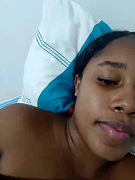 MoniqueMulberry online show from 10-06-25, 07:50