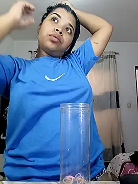 Snapshot of MadissonRizz chatting on 09-25-25, 05:05 MadissonRizz online show from 09-25-25, 05:05