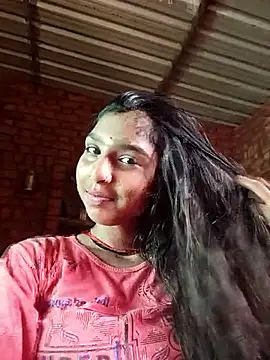 Snapshot of Yatiksha_Beby chatting on 09-15-25, 07:52 Yatiksha Beby online show from 09-15-25, 07:52