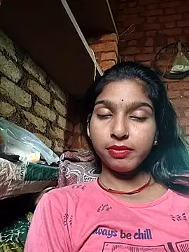 Snapshot of Yatiksha_Beby chatting on 10-21-25, 07:20 Yatiksha Beby online show from 10-21-25, 07:20