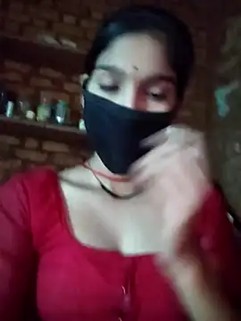 Snapshot of Yatiksha_Beby chatting on 10-28-25, 04:05 Yatiksha Beby online show from 10-28-25, 04:05