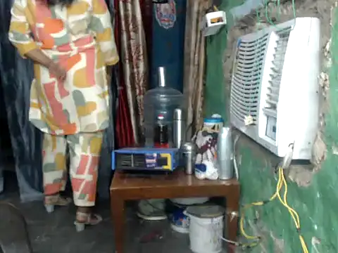 Snapshot of DearKimmi chatting on 12-10-24, 04:49 DearKimmi online show from 12-10-24, 04:49