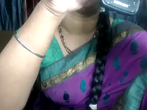 Snapshot of DearKimmi chatting on 02-06-25, 08:45 DearKimmi online show from 02-06-25, 08:45