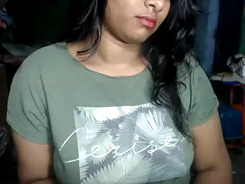 Snapshot of DearKimmi chatting on 02-09-25, 02:06 DearKimmi online show from 02-09-25, 02:06